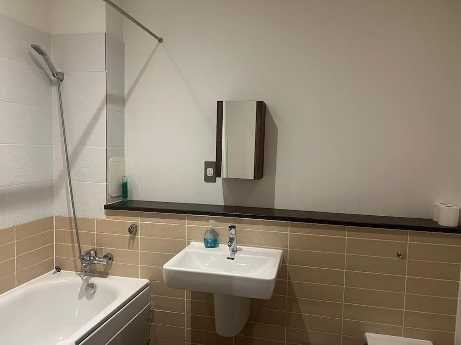 Modern 2Bd2Bath Apart Citycentre 格拉斯哥 外观 照片